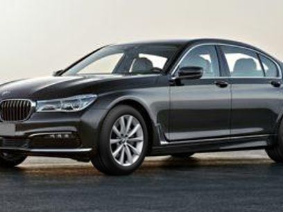 Used 2019 BMW 740e xDrive w/ M Sport Package