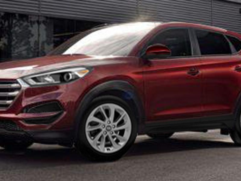 Used 2019 Hyundai Tucson SE image 1