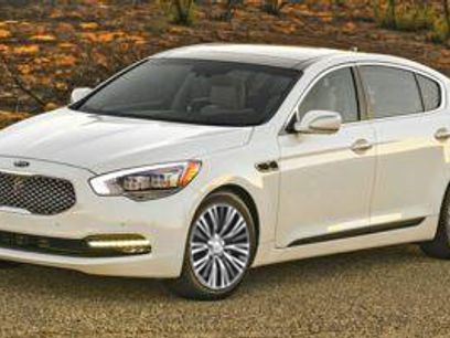 Used 2017 Kia K900 Luxury w/ VIP Plus Package