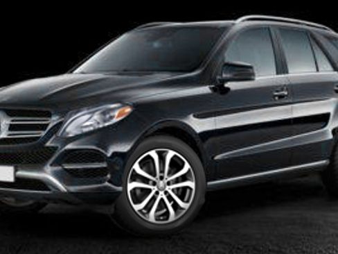 Used 2018 Mercedes-Benz GLE 550e 4MATIC image 1