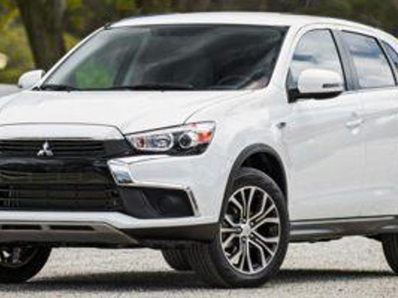Used 2016 Mitsubishi Outlander Sport ES image 1