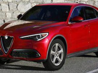 Used 2018 Alfa Romeo Stelvio AWD image 1