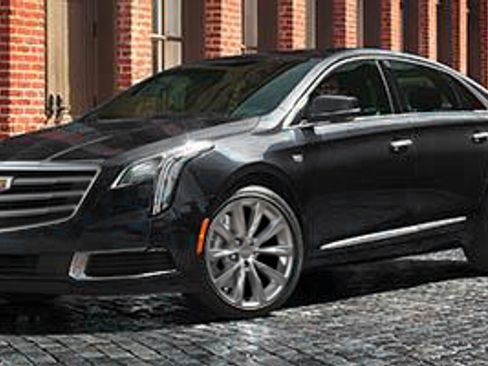 Used 2019 Cadillac XTS Luxury image 1
