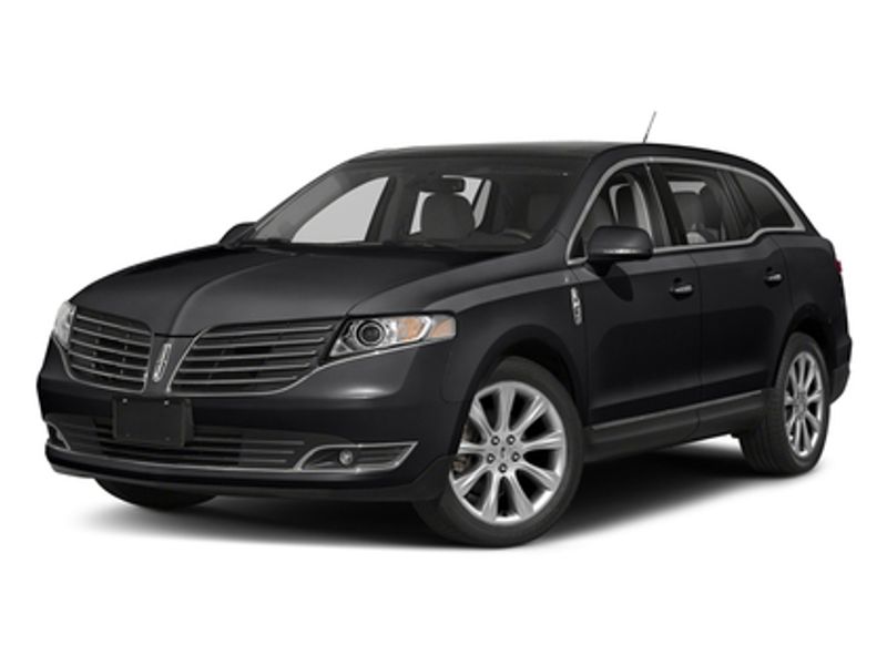 Used 2018 Lincoln MKT AWD image 1