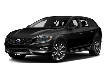 Used 2018 Volvo V60 T5 Cross Country w/ Convenience Package