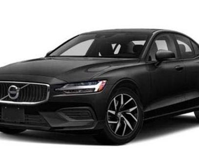 Used 2020 Volvo S60 T5 Momentum