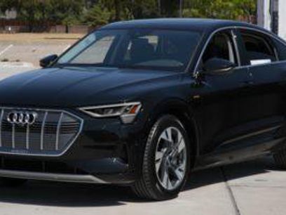 Used 2022 Audi e-tron Premium Plus w/ Premium Plus Package