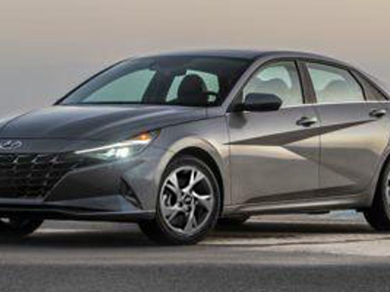 Used 2021 Hyundai Elantra SEL image 1