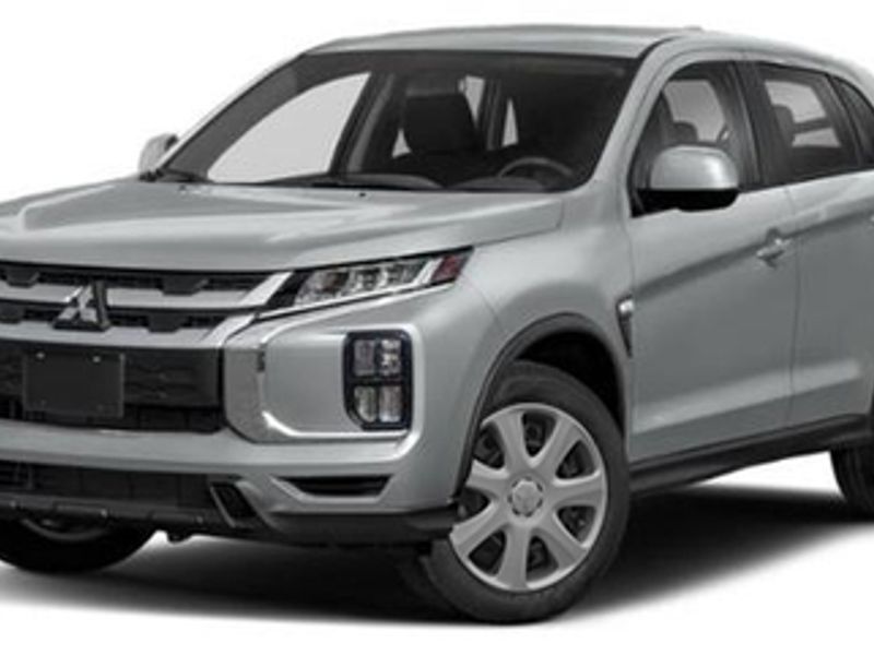 Used 2023 Mitsubishi Outlander Sport SE image 1
