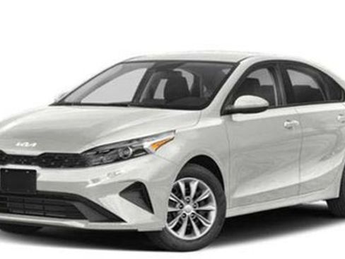 New 2023 Kia Forte LXS image 1