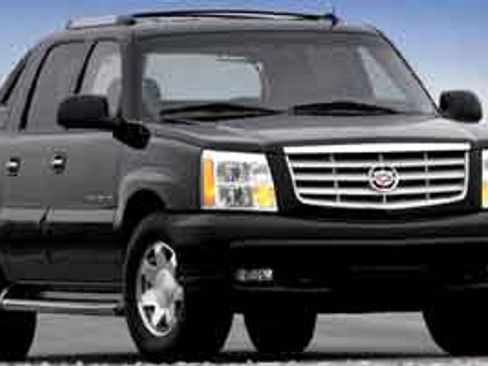 Used 2002 Cadillac Escalade EXT image 1