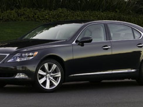 Used 2008 Lexus LS 600h L image 1