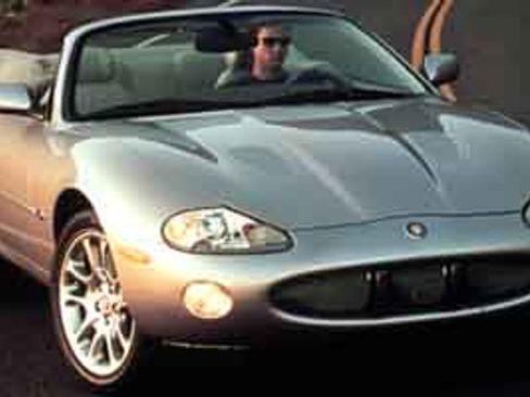 Used 2002 Jaguar XK8 Convertible image 1