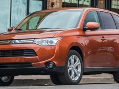 Used 2015 Mitsubishi Outlander SE