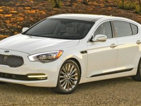 Used 2015 Kia K900 Luxury w/ VIP Package (Discontinued) image 1
