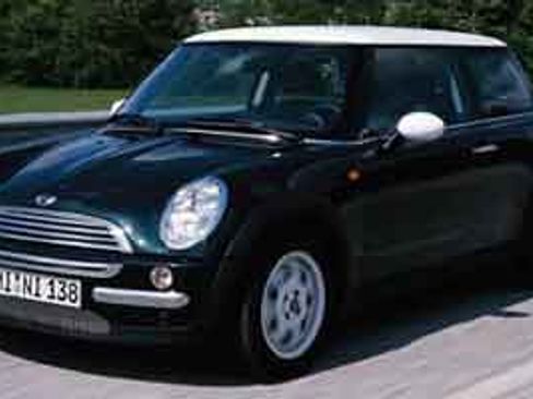 Used 2004 MINI Cooper Hardtop image 1