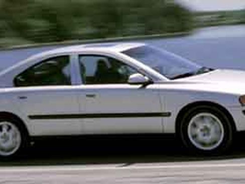 Used 2002 Volvo S60 2.4 image 1