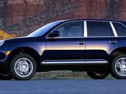 Used 2004 Porsche Cayenne S image 1