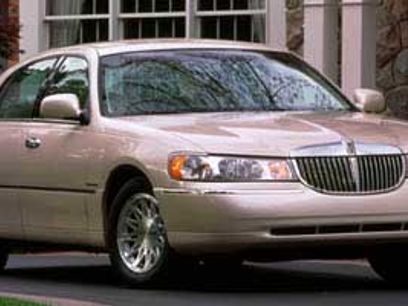 Used 1998 Lincoln Town Car Signature