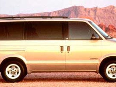 Used 2003 Chevrolet Astro w/ Convenience Pkg image 1