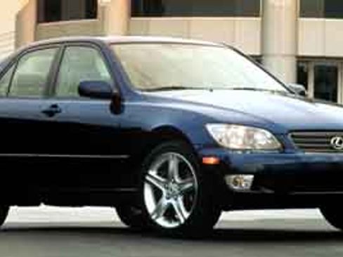 Used 2002 Lexus IS 300 image 1