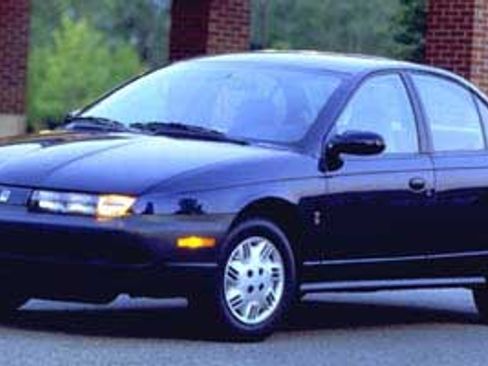 Used 2002 Saturn S-Series SL1 image 1