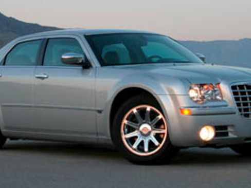 Used 2005 Chrysler 300 C w/ Protection Group II image 1