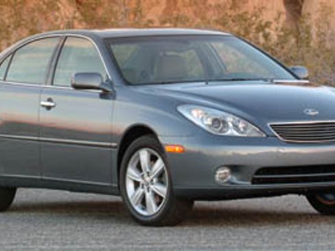Used 2004 Lexus ES 330 image 1
