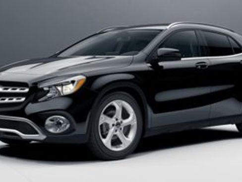 Used 2020 Mercedes-Benz GLA 250 4MATIC image 1