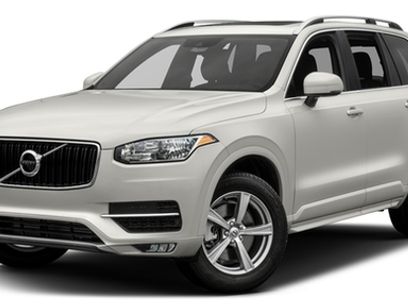 Used 2016 Volvo XC90 T6 Momentum w/ Momentum Plus Package