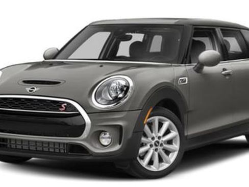 Used 2019 MINI Cooper Clubman S w/ Premium Package image 1