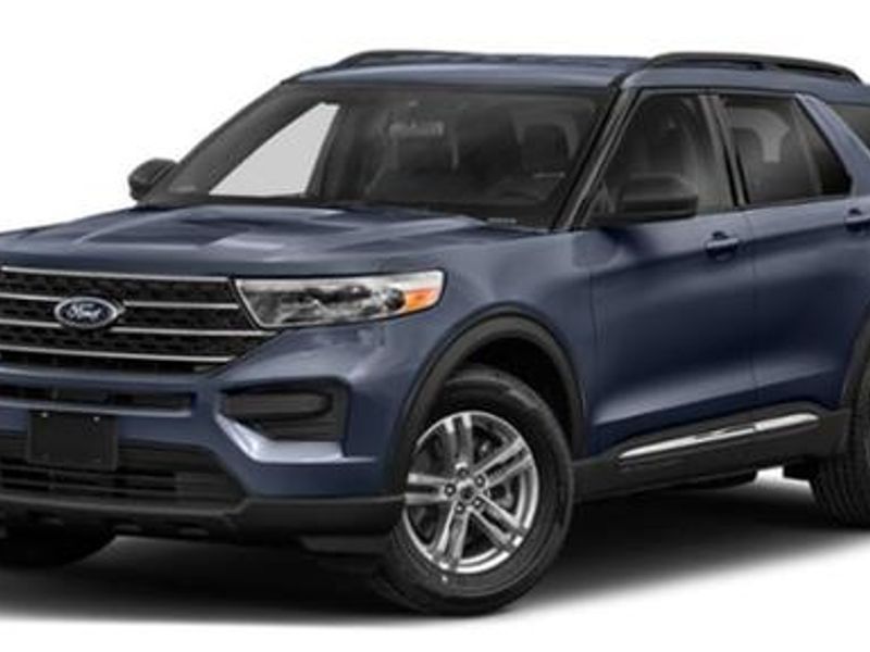 Used 2021 Ford Explorer XLT image 1