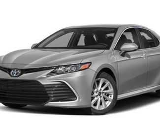 Used 2023 Toyota Camry SE image 1