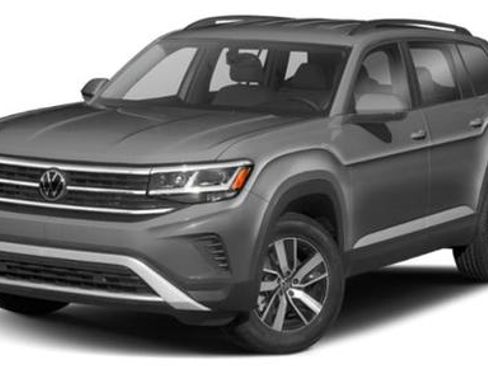 Certified 2022 Volkswagen Atlas SE image 1