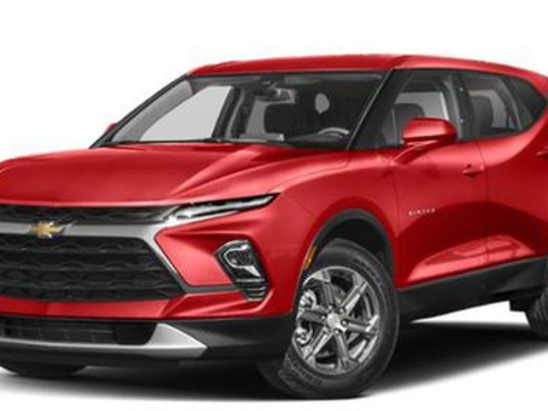 Used 2024 Chevrolet Blazer LT image 1