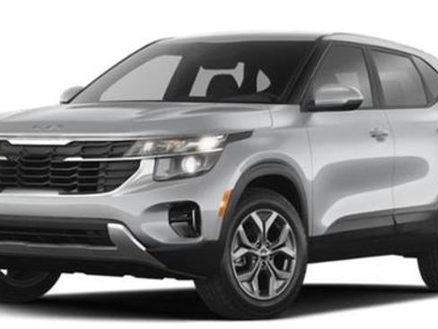 Used 2024 Kia Seltos S image 1