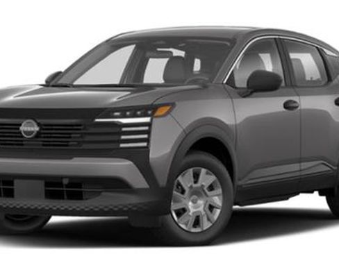 Certified 2025 Nissan Kicks SR image 1