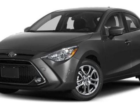 Certified 2020 Toyota Yaris XLE image 1