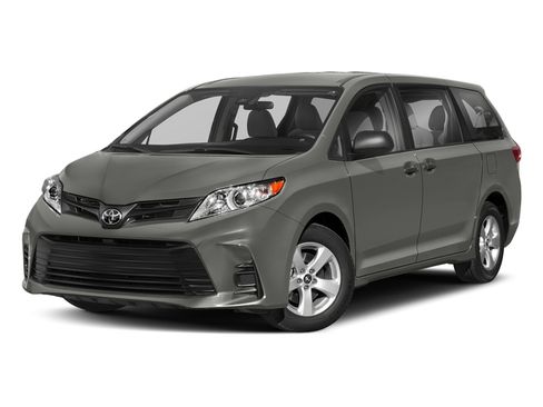 Used 2019 Toyota Sienna LE image 1