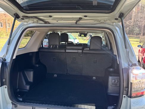 Used 2023 Toyota 4Runner TRD Off-Road Premium w/ Off Road Premium Plus Package image 12