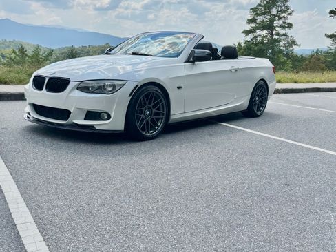 Used 2013 BMW 335i 335i Convertible 2D image 4