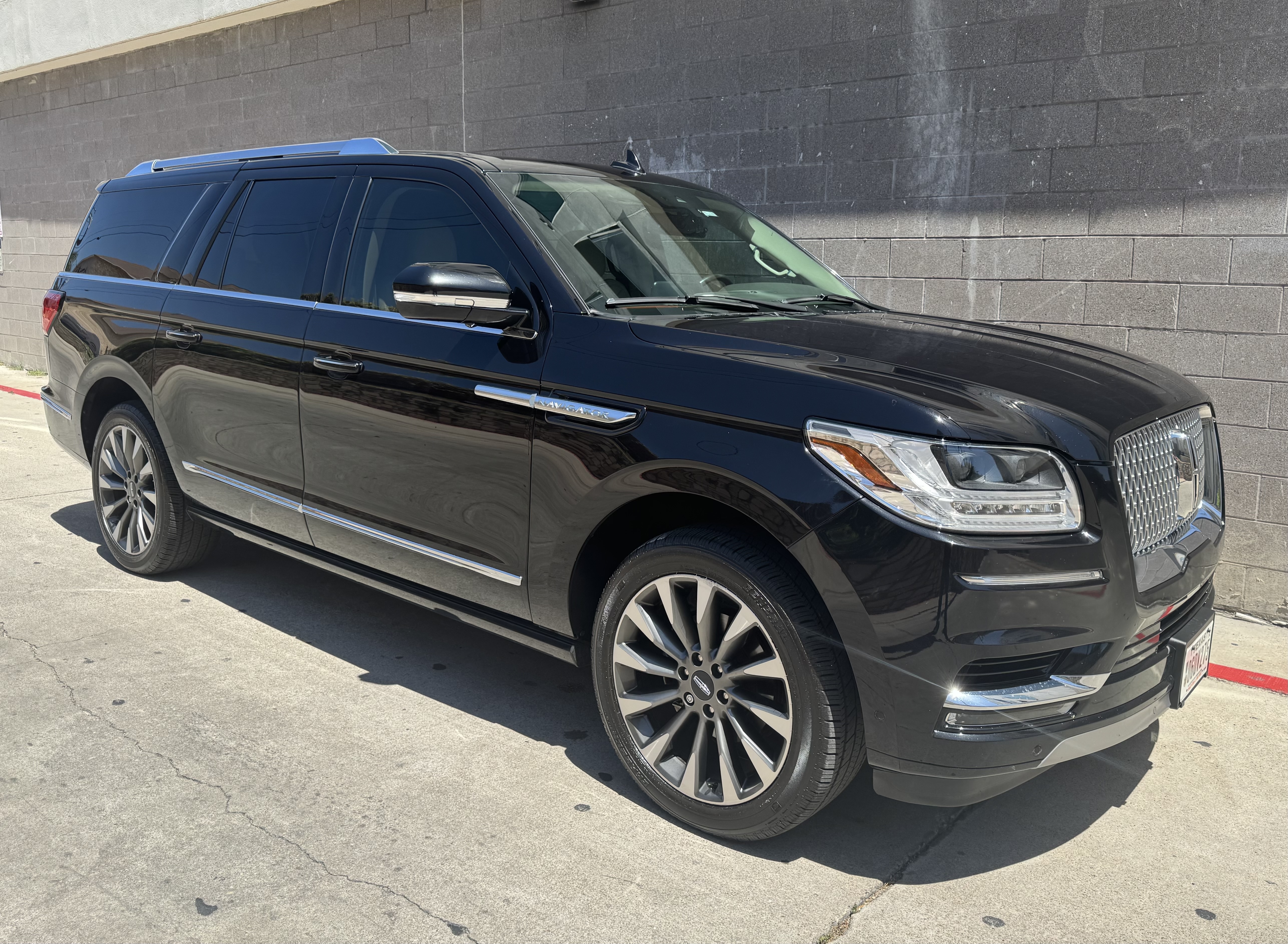 Used 2021 Lincoln Navigator L Reserve RWD image 30