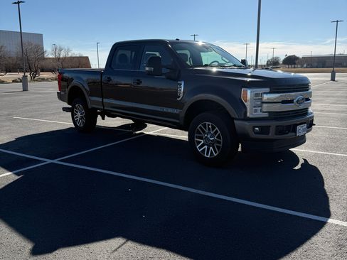 Used 2018 Ford F250 King Ranch w/ King Ranch Ultimate Package image 2