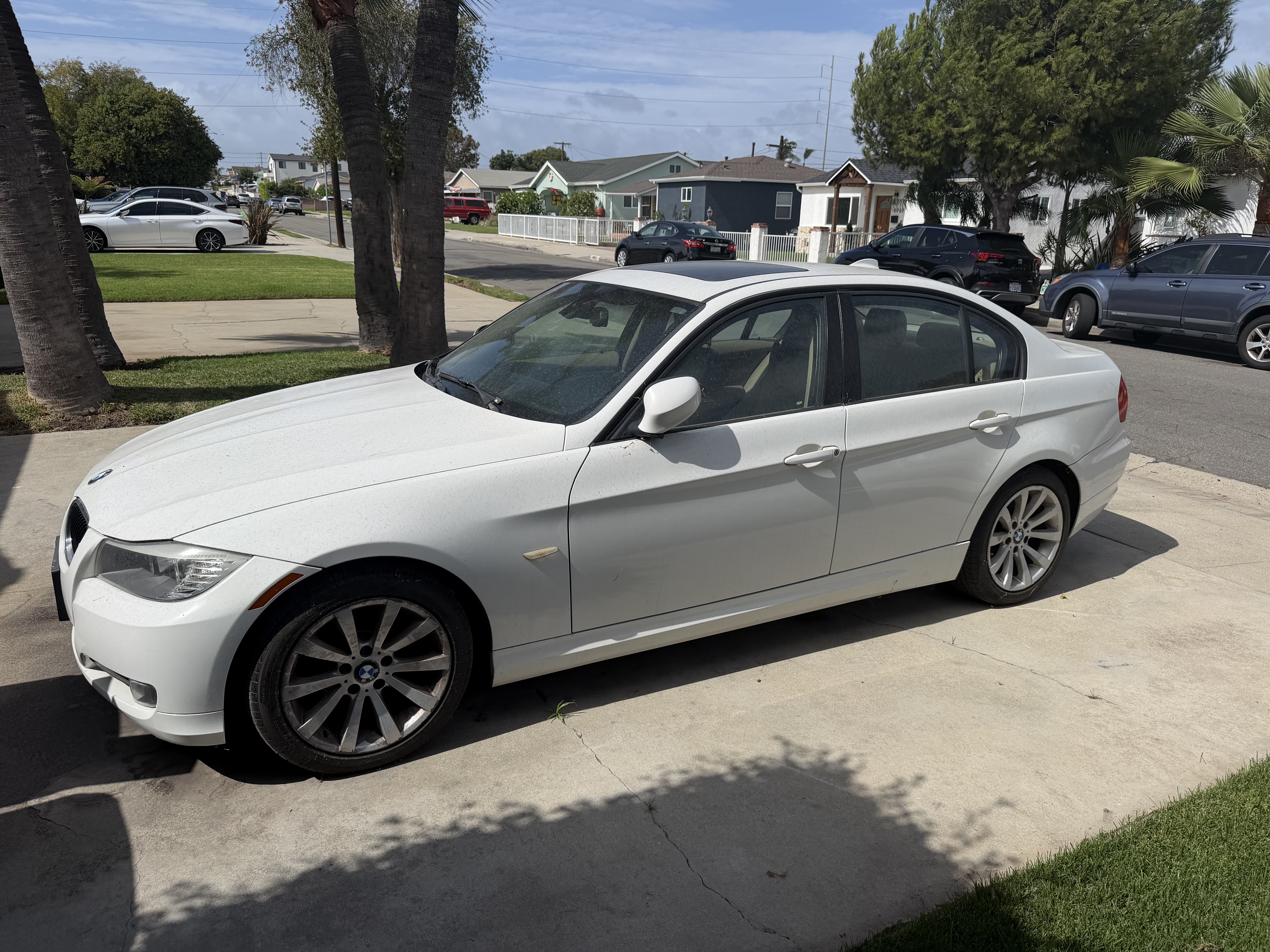 Used 2011 BMW 328i Sedan RWD image 1