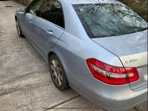 Used 2013 Mercedes-Benz E 350 4MATIC Sedan image 12