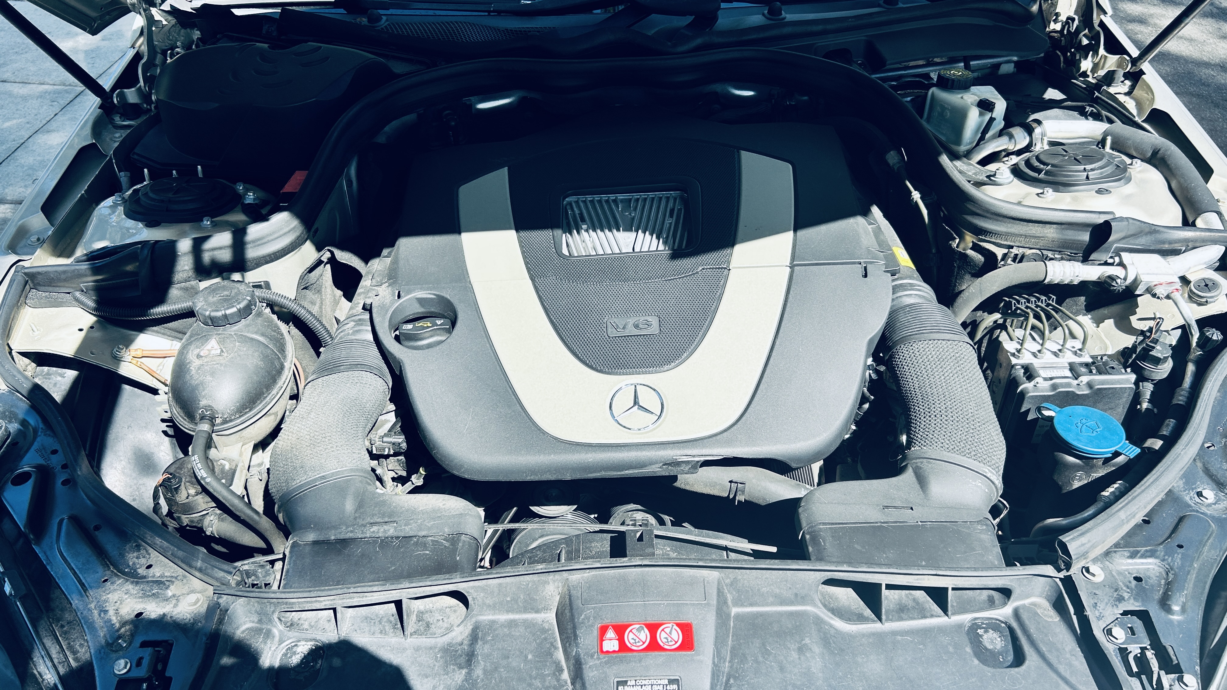 Used 2011 Mercedes-Benz E 350 Sedan image 12