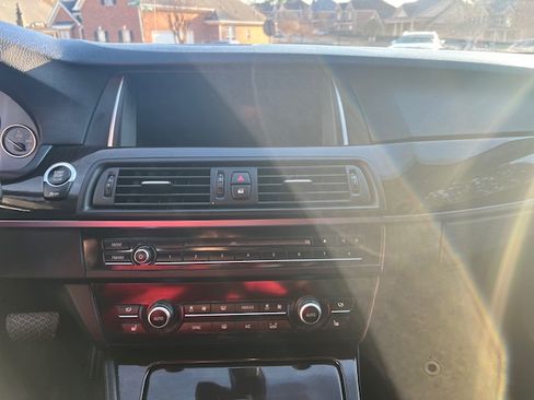 Used 2016 BMW 528i xDrive Sedan image 11