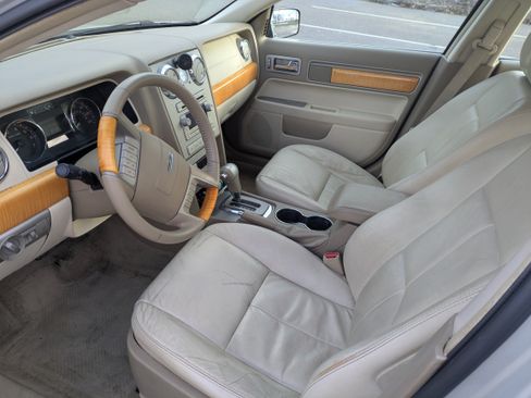 Used 2007 Lincoln MKZ image 13