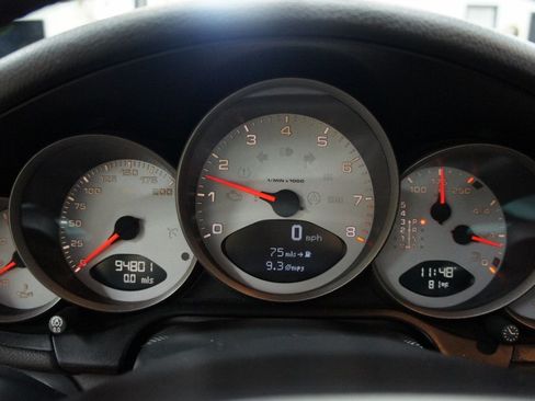 Used 2006 Porsche 911 Carrera S image 16