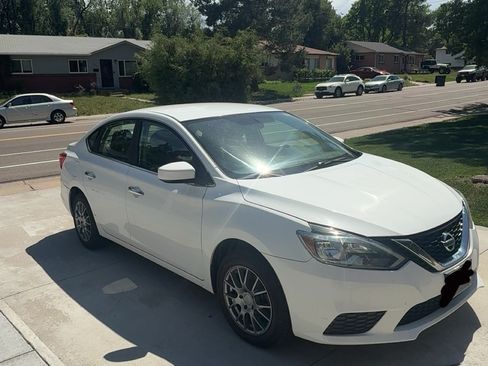 Used 2018 Nissan Sentra S FWD image 5
